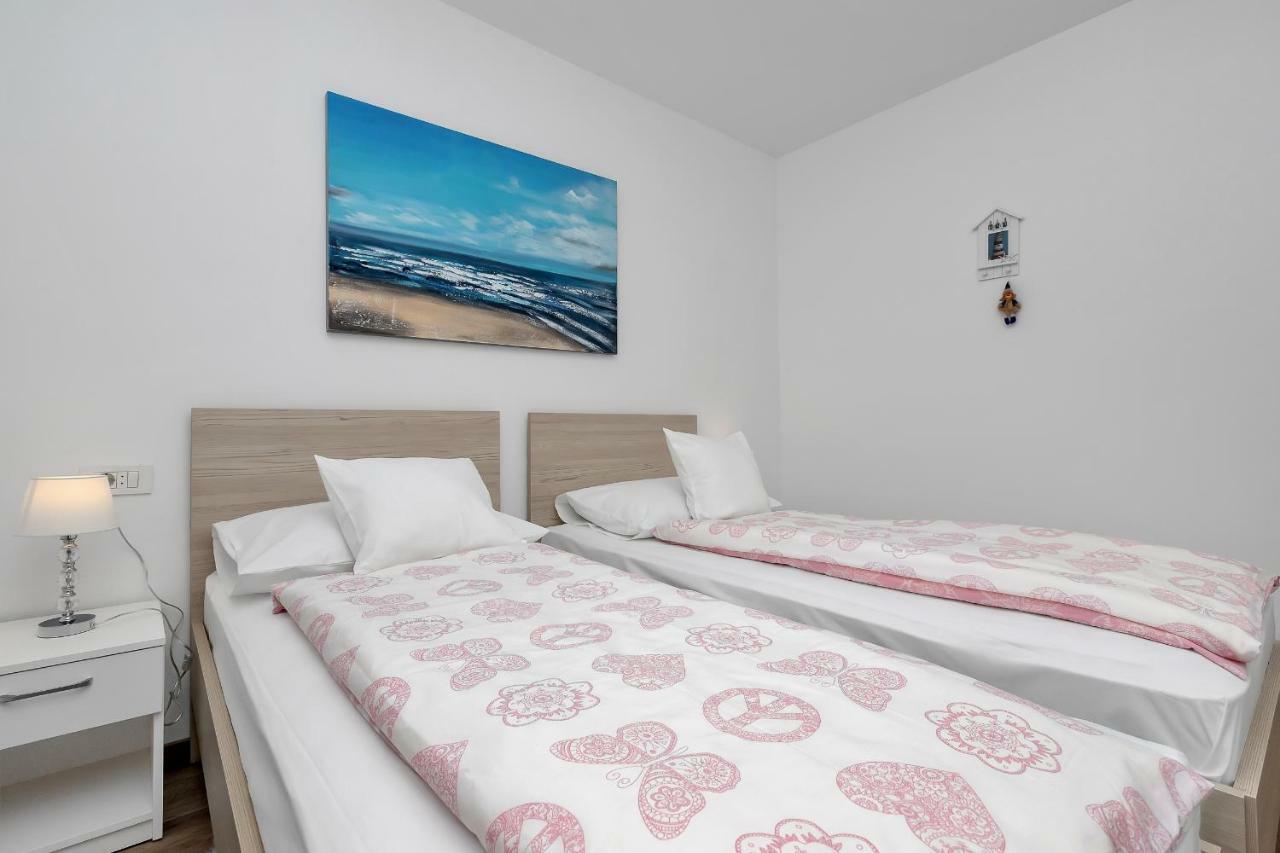 Apartment Amari Seaview Makarska Eksteriør billede