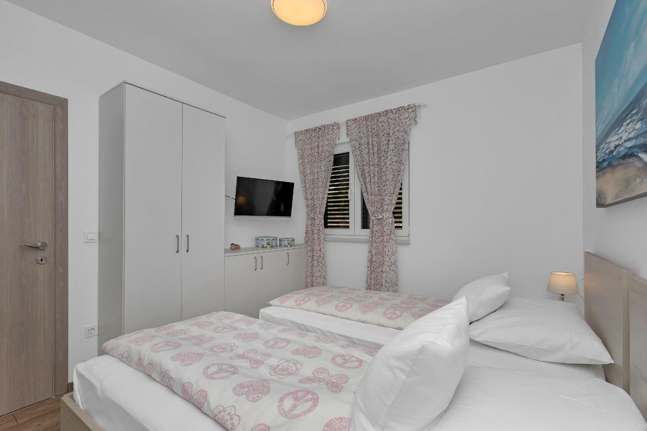 Apartment Amari Seaview Makarska Eksteriør billede