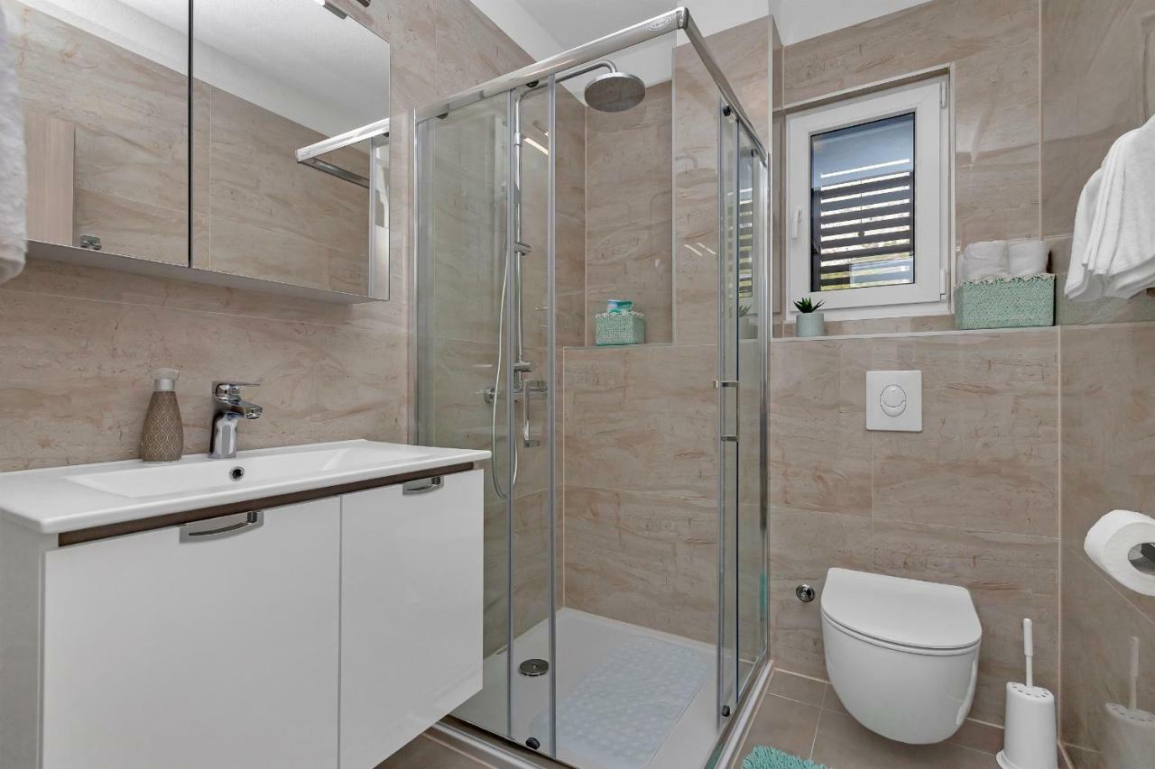 Apartment Amari Seaview Makarska Eksteriør billede